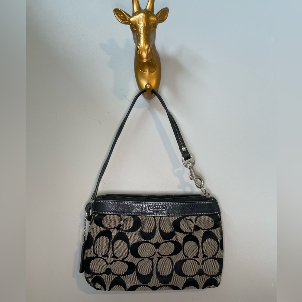 Coach wristlet clutch vintage monogram